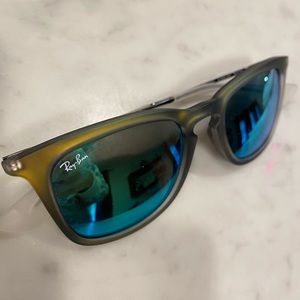 Ray-Ban Sunglasses